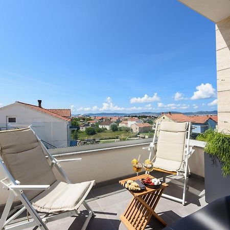 Luxury Apartment N Zara Esterno foto