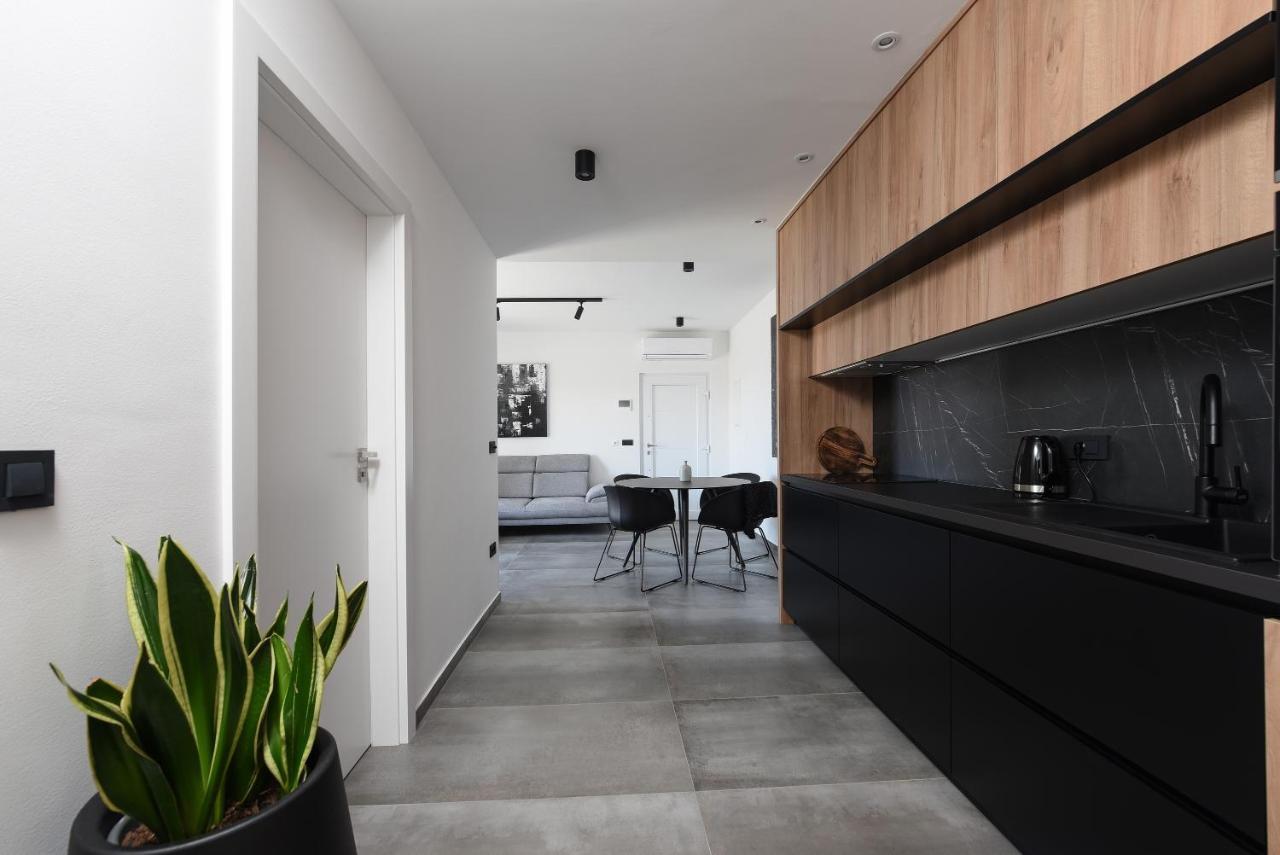 Luxury Apartment N Zara Esterno foto
