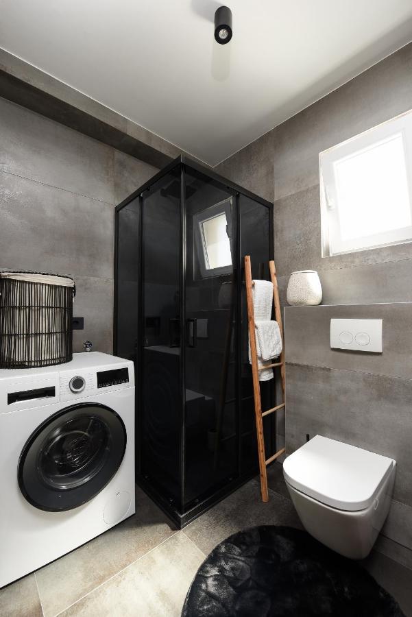 Luxury Apartment N Zara Esterno foto