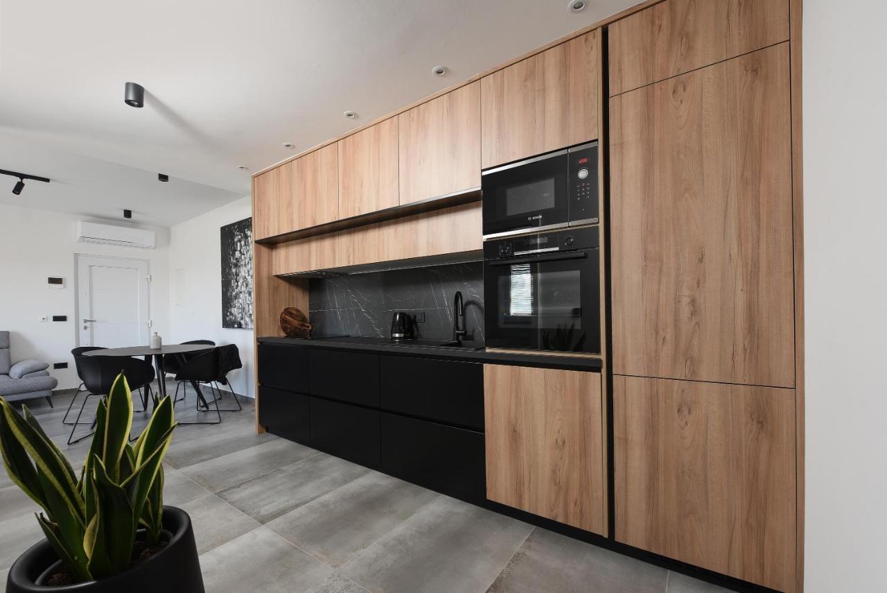 Luxury Apartment N Zara Esterno foto