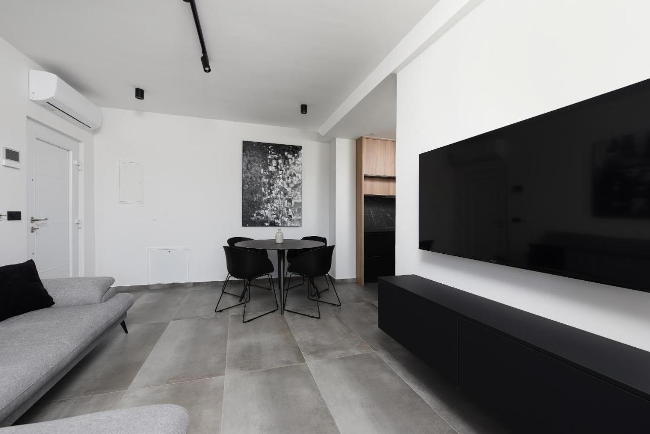 Luxury Apartment N Zara Esterno foto