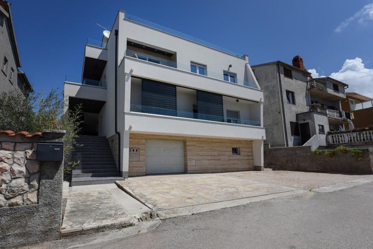 Luxury Apartment N Zara Esterno foto