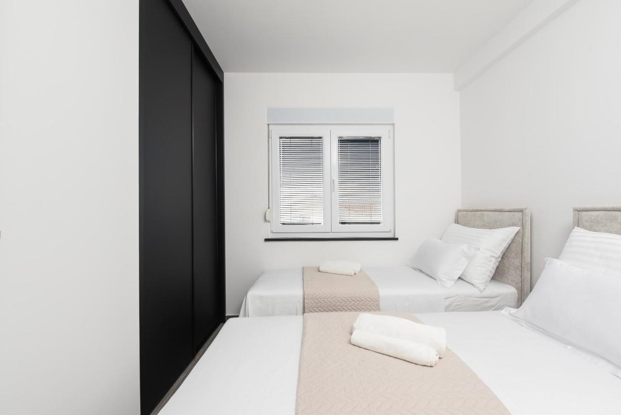 Luxury Apartment N Zara Esterno foto